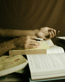 How to Write a Winning Scholarship Essay: Tips and Examples